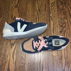 Anthropologie VEJA Sneakers